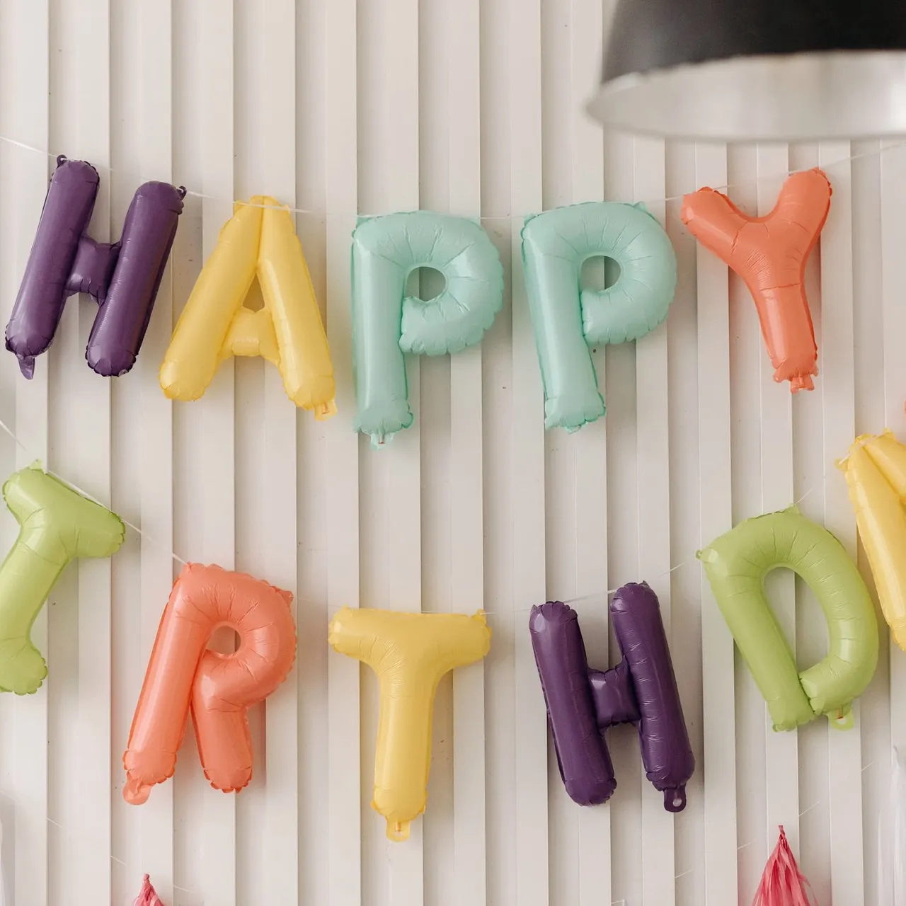 حروف HAPPY BIRTHDAY بالونات معدنية (٤٠ سم)