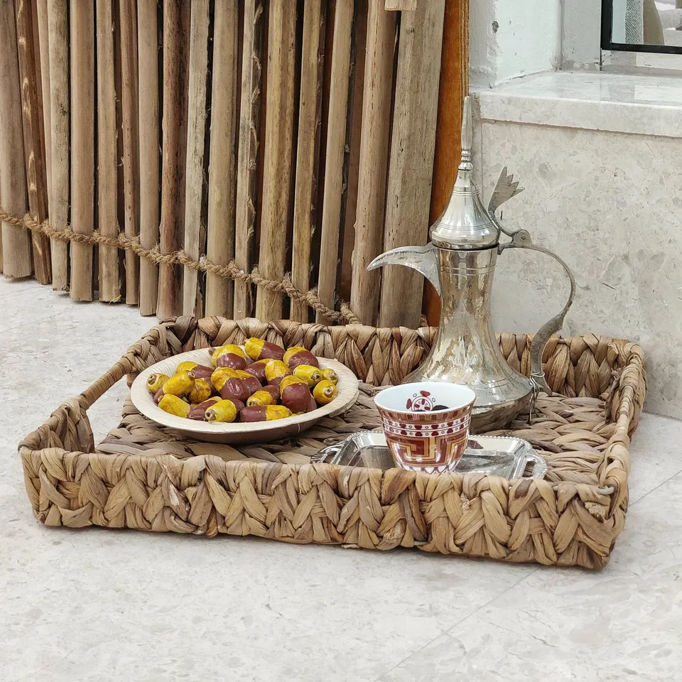 صينية ضيافة مستطيلة للقهوة والتمر