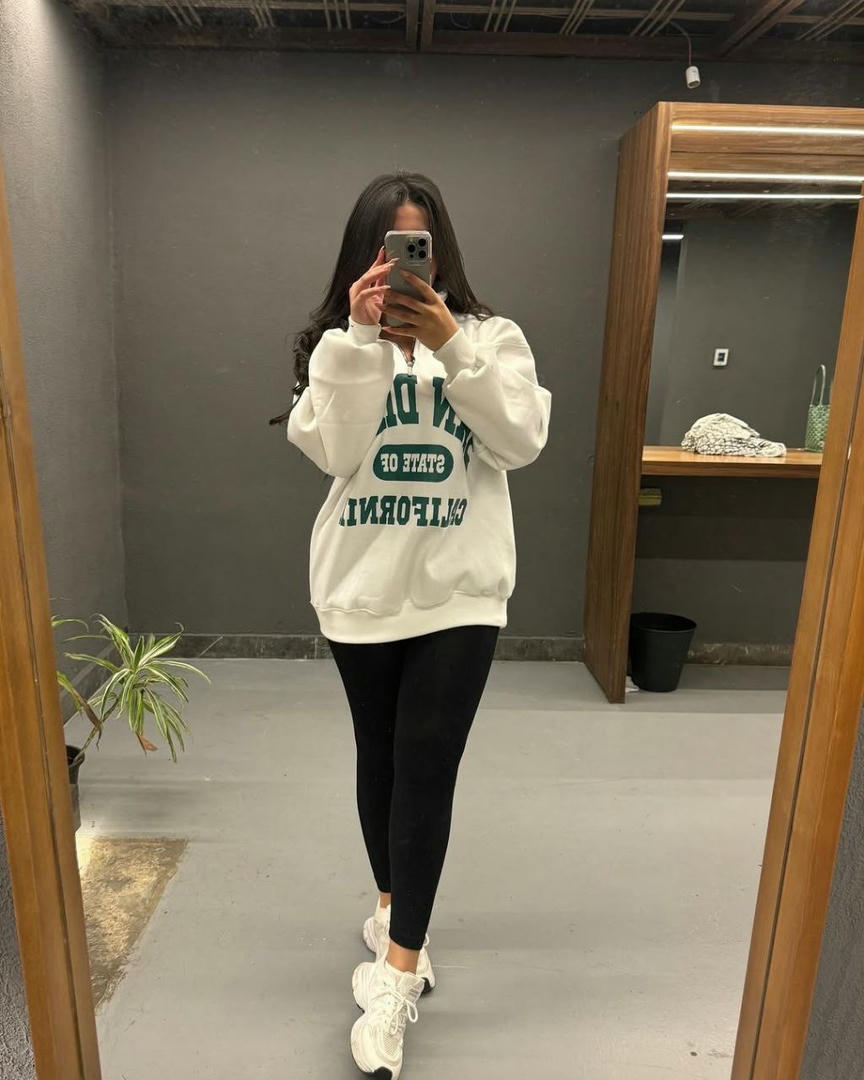 هودي نص سوسته❤️ وان سايز ل 85 كيلو ❤️❤️❤️💋 مليتون مبطن داخلي🔥❤️❤️❤️❤️❤️❤️