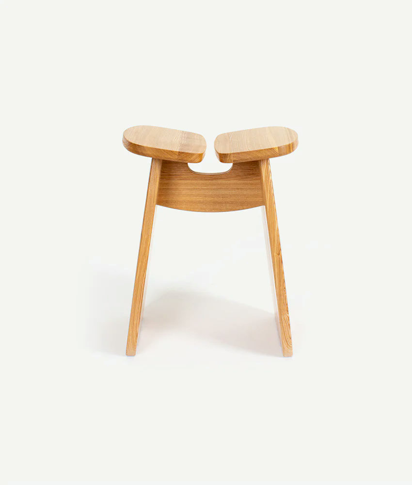 Ealio white stool