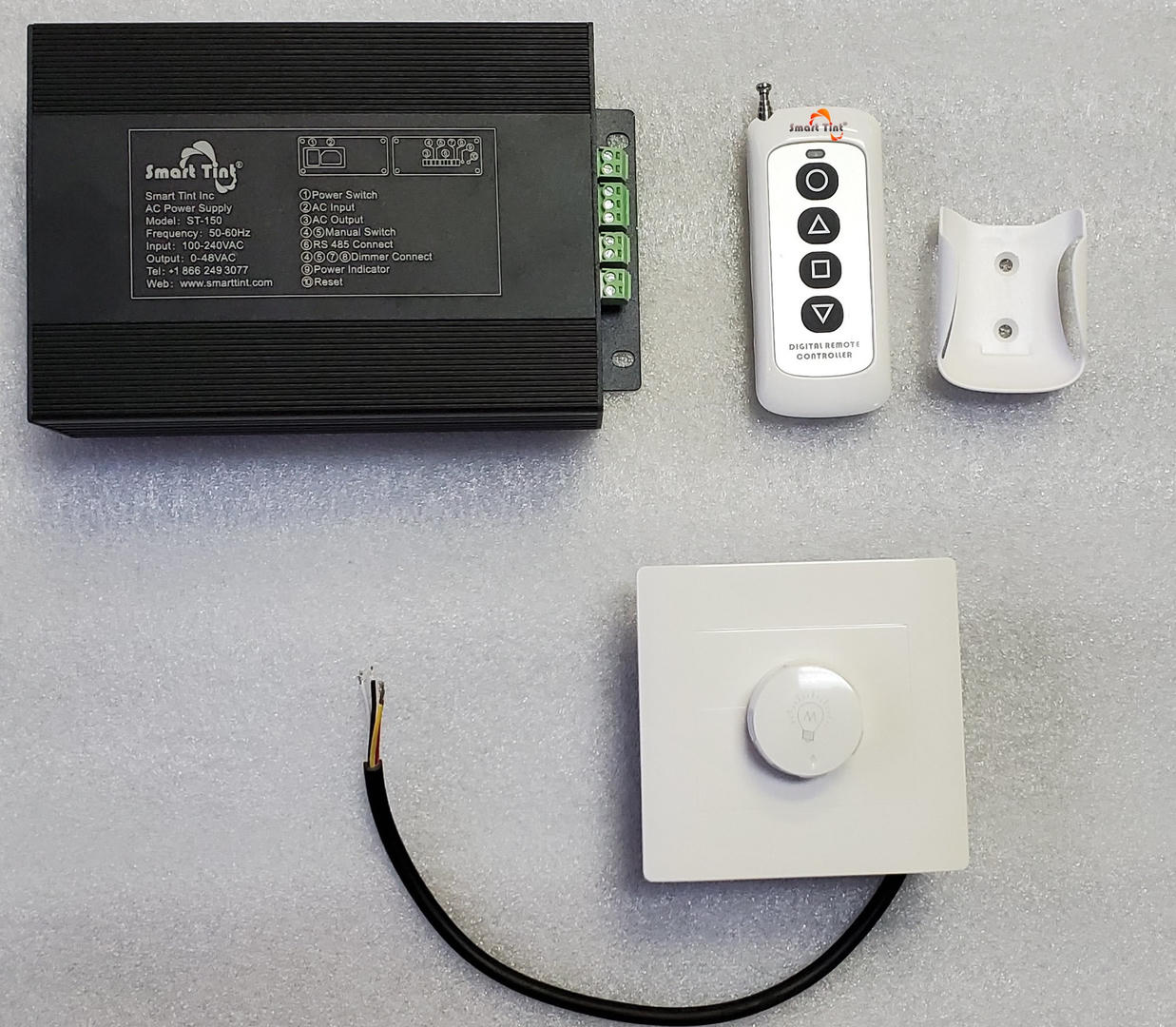 Smart Tint - فاميه الكتروني للسيارة بالكامل