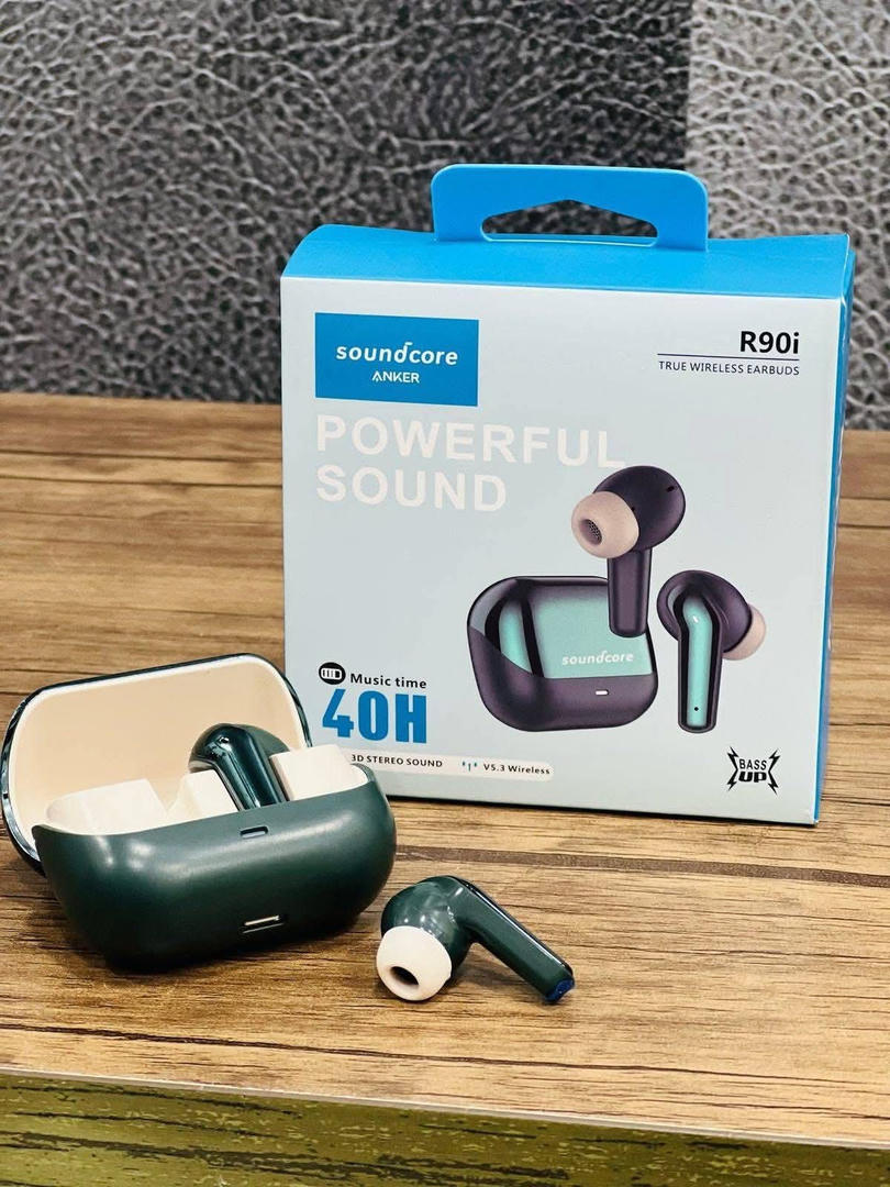 سماعة ساوند كور R90i