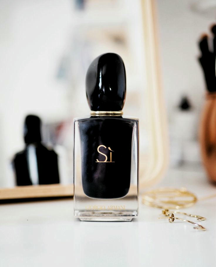 Giorgio Armani Si Intense Misk Perfumes   without Box