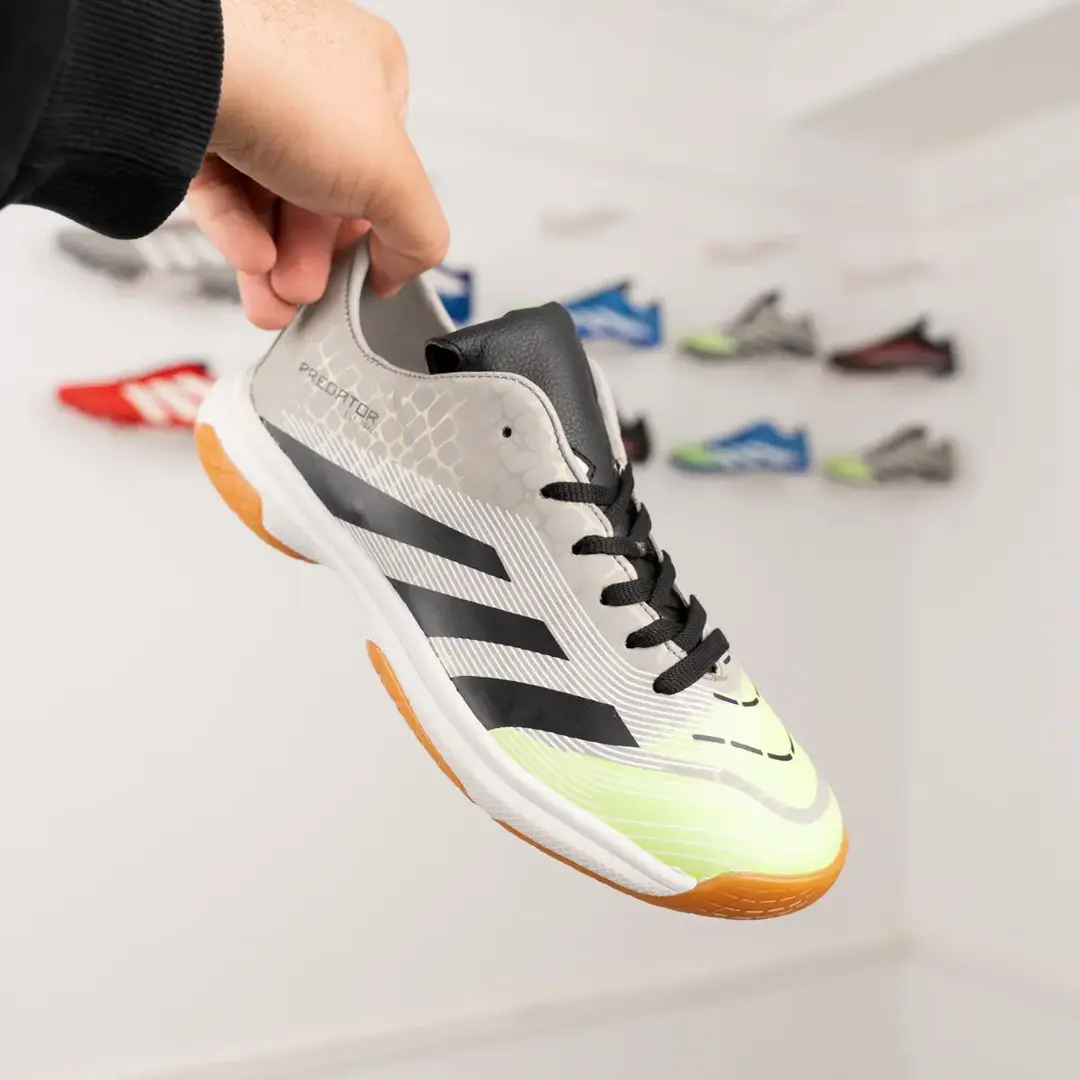كوتشي رجالي Adidas Crocodile رياضي للصالات والجيم