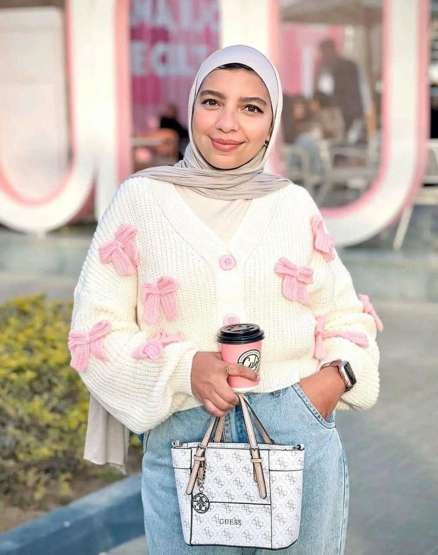 اوبن فيونكه 💝 صوف تريكو مستورد  فري سايز 