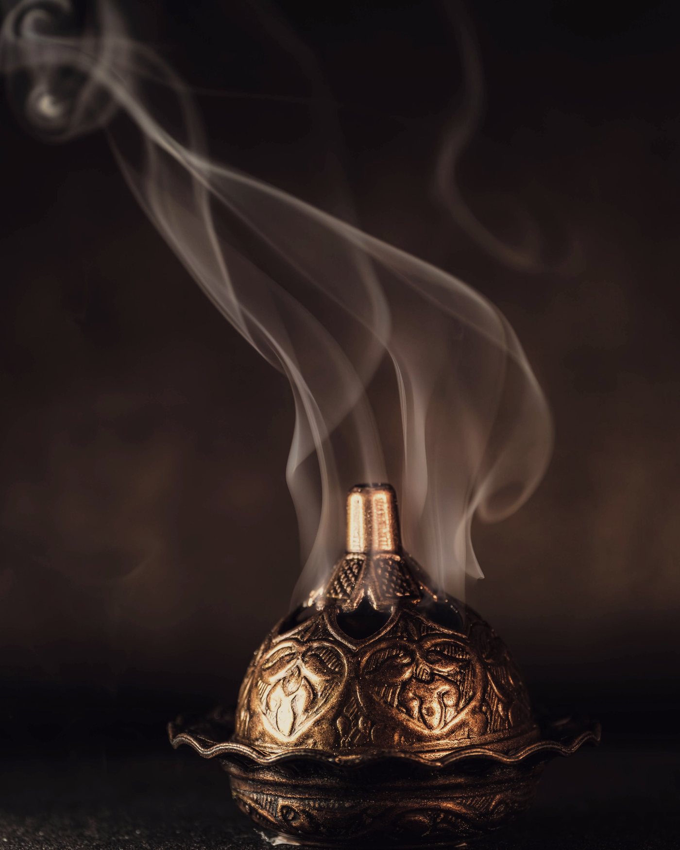 مبخرة نحاس مشغولة — ٢٢ سم