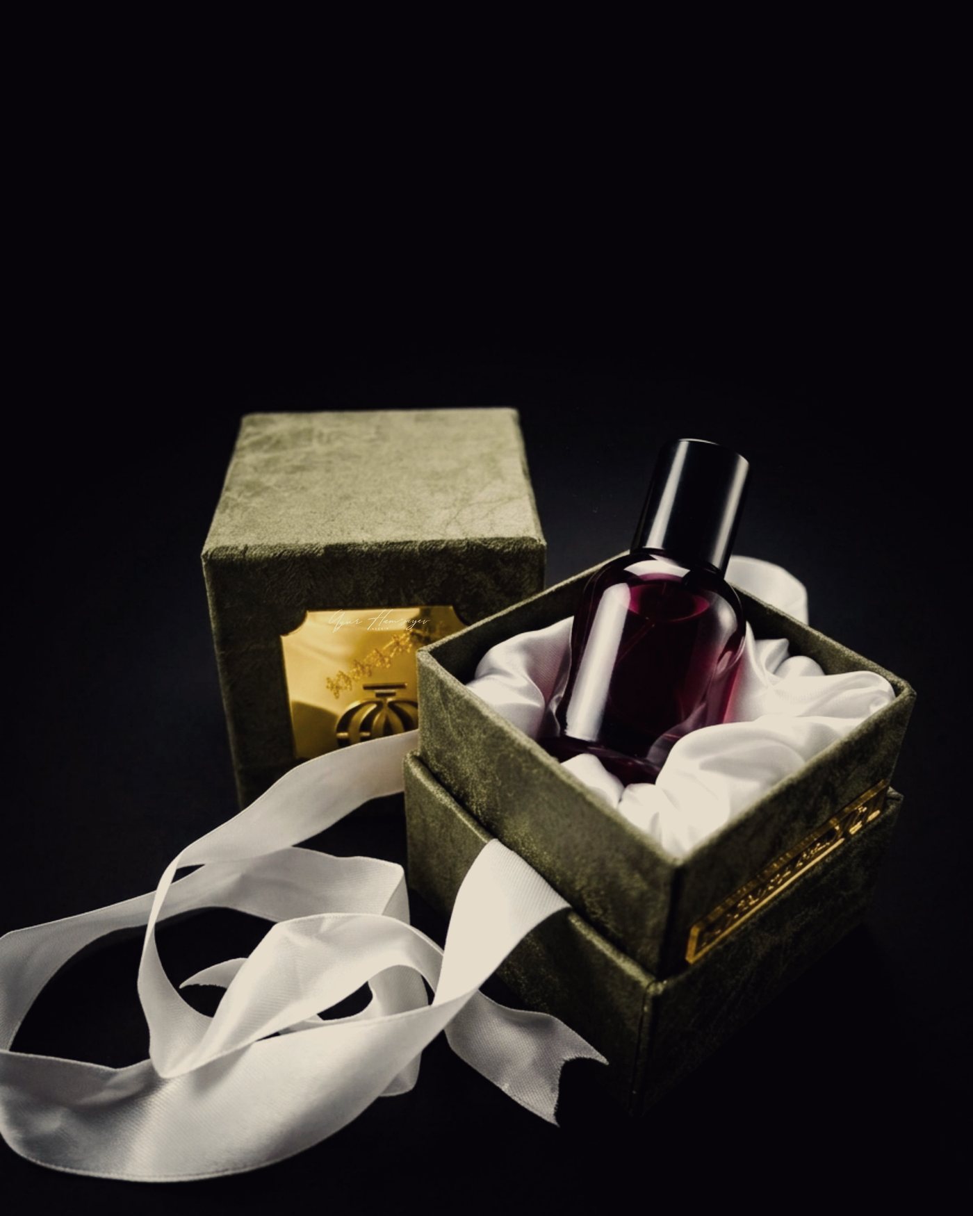 عطر التوقيع — عنبر وعود، ٥٠ مل