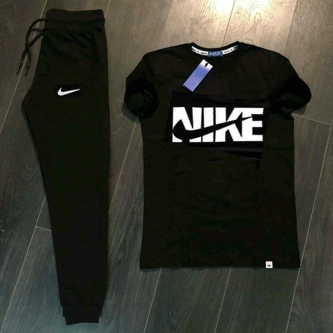 ترنج صيفي بنطلون Nike  ✅